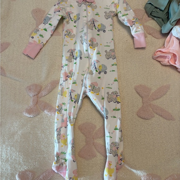 The Beaufort Bonnet Company Pink and White Animal Print Footies - Picture 1 of 1